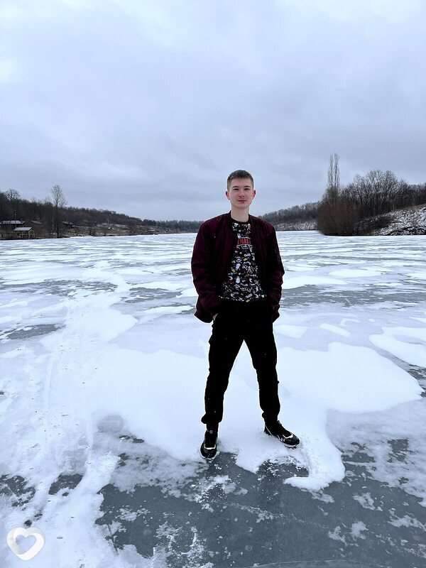 Дмитрий, 25, Белгороде — анкета №2733045