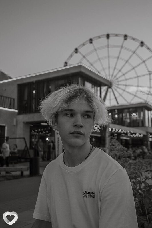 Андрей, 20, Москве — анкета №2733446