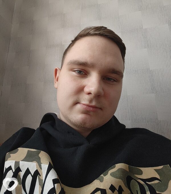 Алексей, 19, Коряжме — анкета №2734359