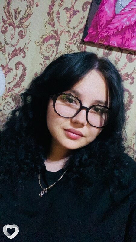Виктория, 19, Каменске-Шахтинском — анкета №2734095