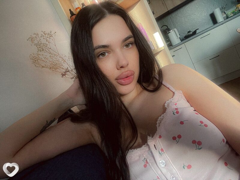 Malena, 25, Курске — анкета №2734521