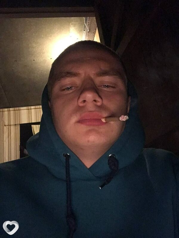 Максим, 21, Сарапуле — анкета №2734217