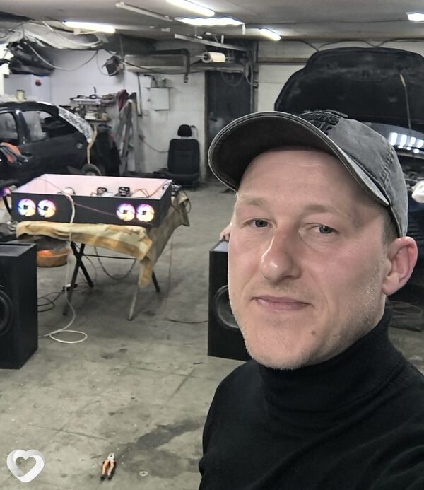 Максим, 38, Екатеринбурге — анкета №2734425