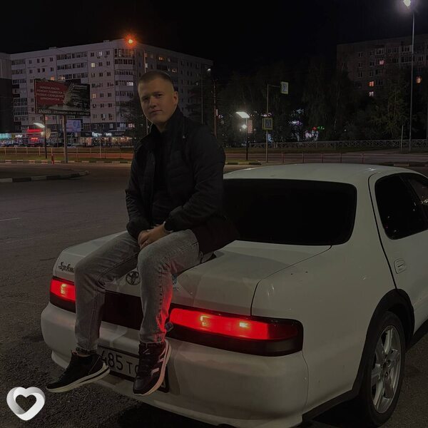 Иван, 23, Ангарске — анкета №2775013