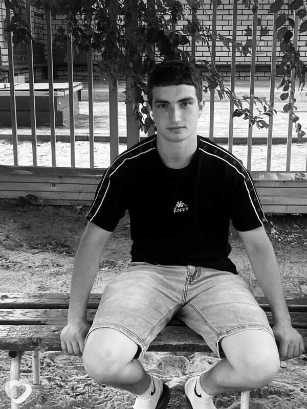 Павел, 20, Липецке — анкета №2734607