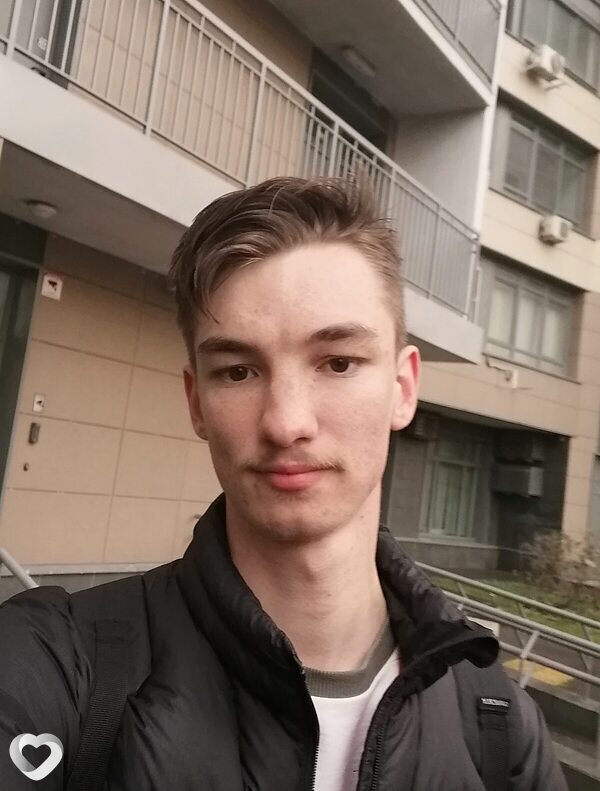 Вадим, 21, Москве — анкета №2735294