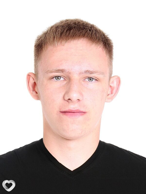 Максим, 19, Томске — анкета №2735569