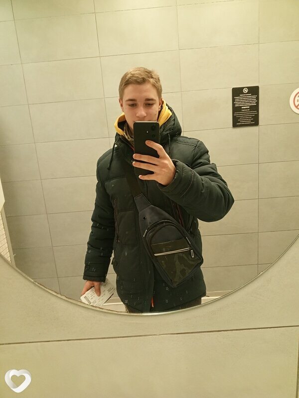 Кирилл, 21, Чапаевске — анкета №2735788