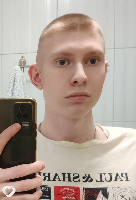 Максим, 21, Красноярске — анкета №2735841