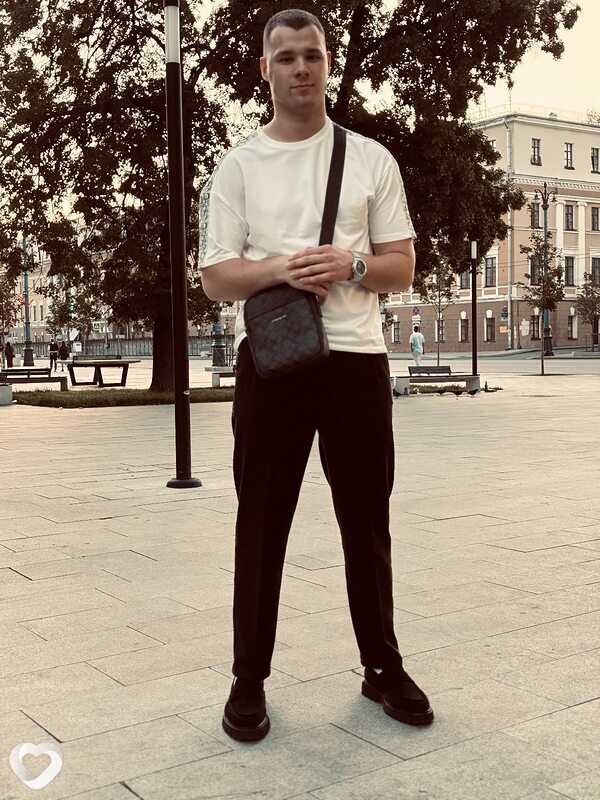 Вова, 22, Воронеже — анкета №2736174