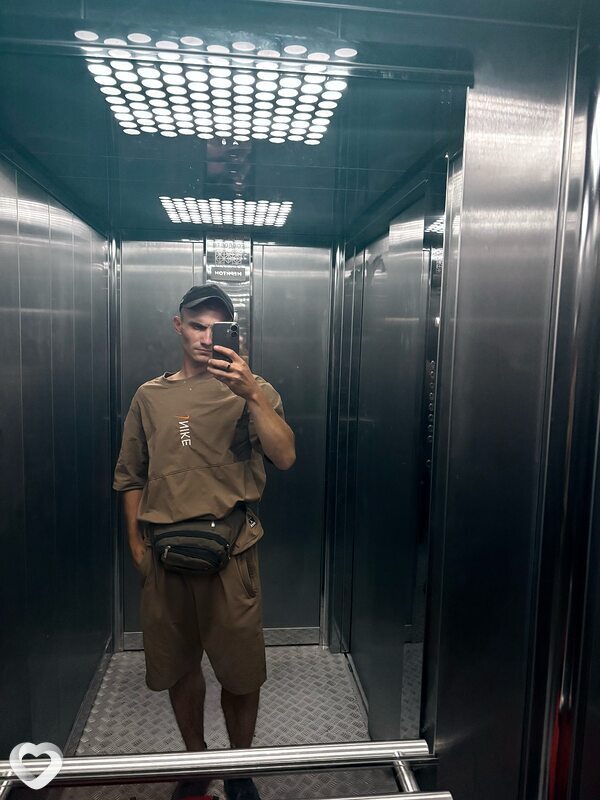 Антон, 29, Ростове-на-Дону — анкета №2736373