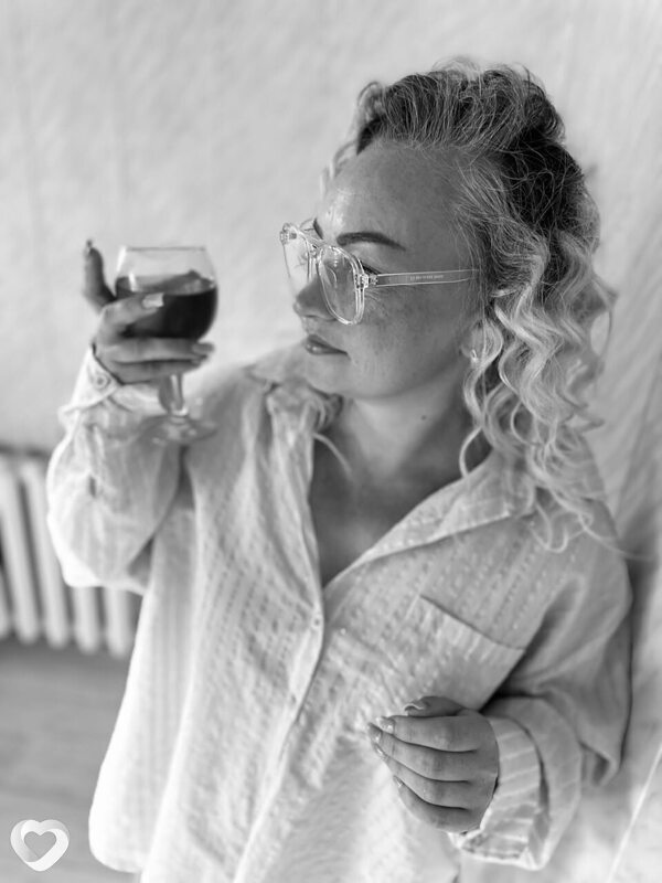 Юленька, 39, Кирове — анкета №2736390
