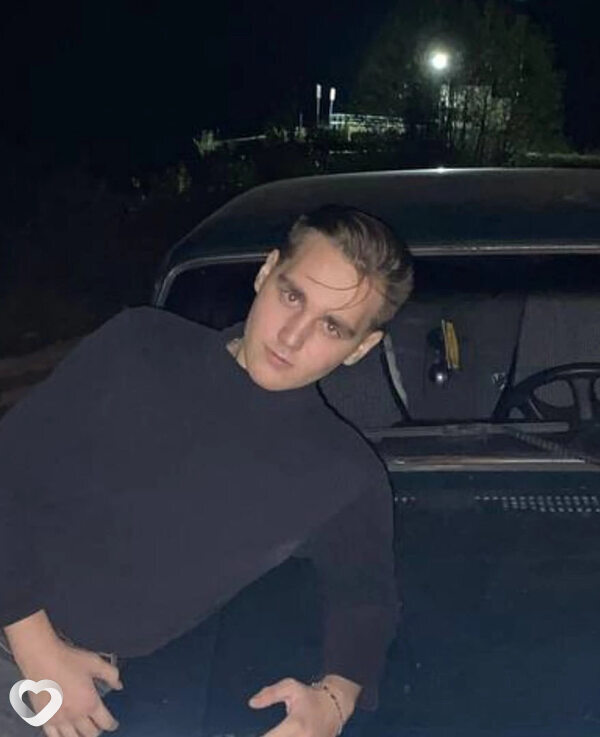 Stas, 22, Москве — анкета №2736673