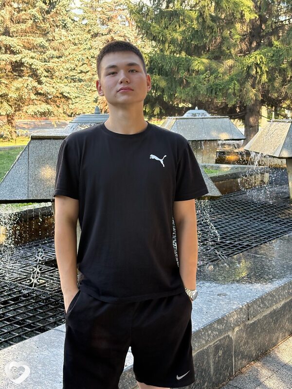 Сергей, 20, Петропавловске — анкета №2736958