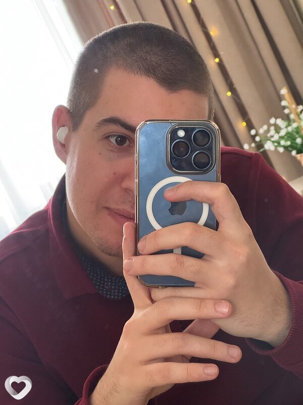 Александр, 22, Москве — анкета №2737262