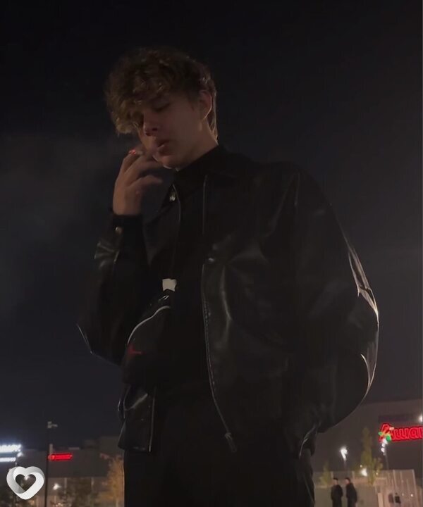 Gleb, 19, Москве — анкета №2737530