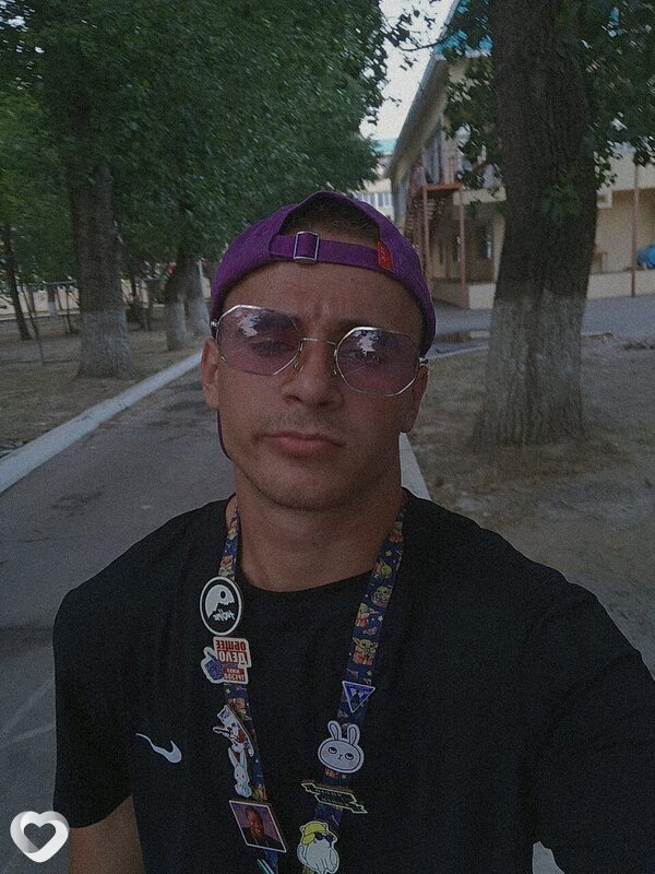 Кирилл, 20, Ейске — анкета №2737834