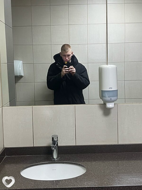 Даниил, 19, Барнауле — анкета №2737720