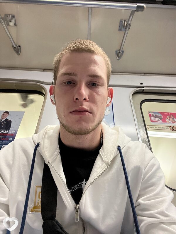 Руслан, 21, Москве — анкета №2738077