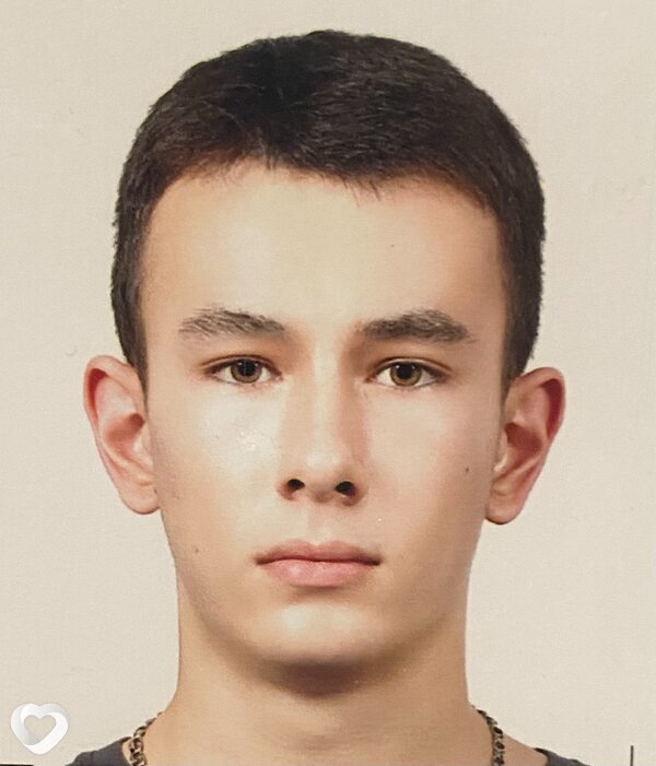Максим, 21, Самаре — анкета №2738411