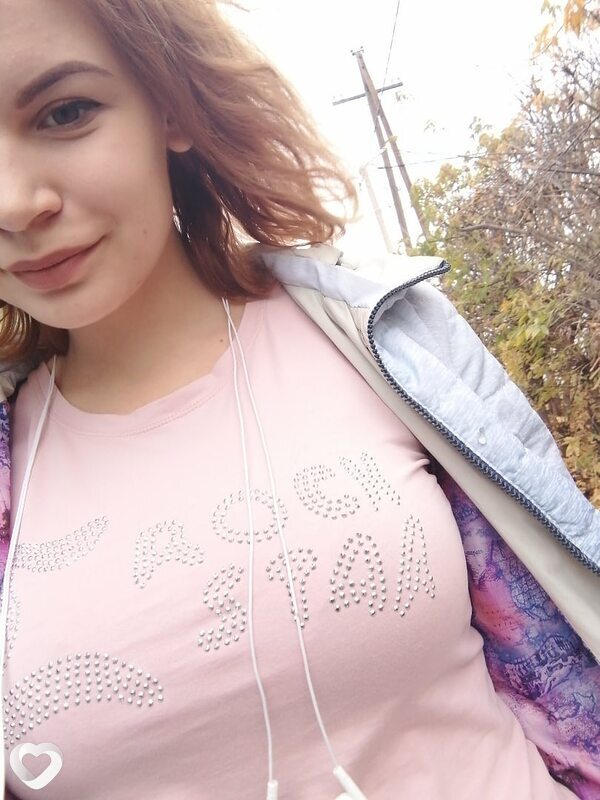 Алина, 21, Екатеринбурге — анкета №2738546