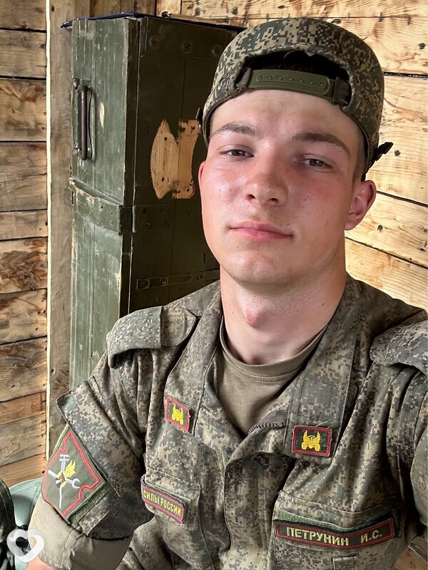 Иван, 22, Москве — анкета №2738635