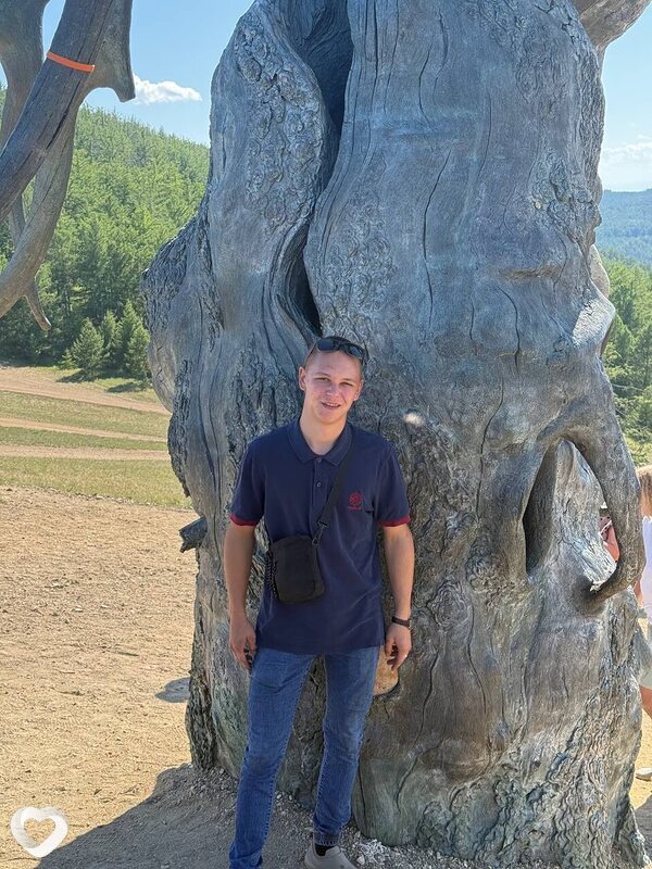 Владимир, 21, Улан-Удэ — анкета №2739001