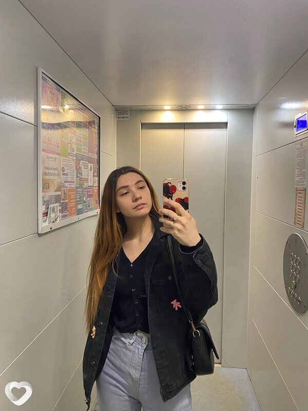 Танюша, 21, Новосибирске — анкета №2739257