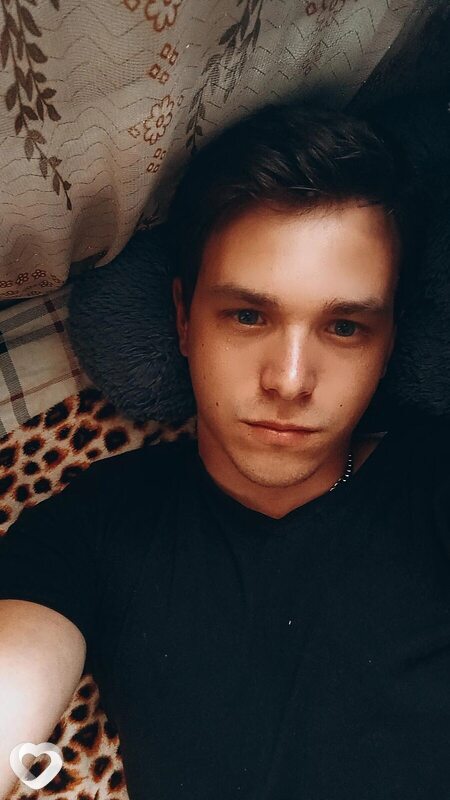 Артём, 26, Шостке — анкета №2739265