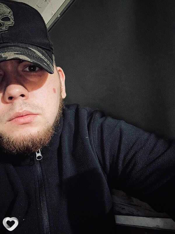 Тимур, 26, Барнауле — анкета №2740132