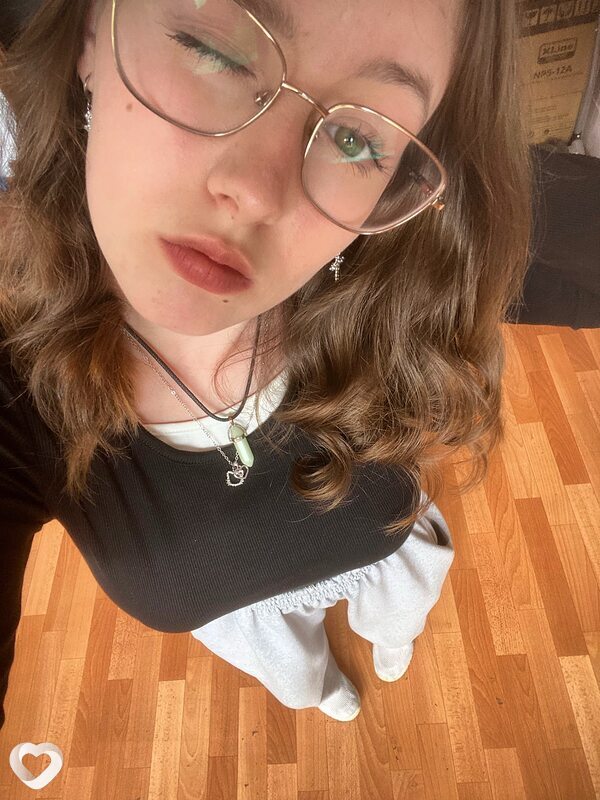 Арина, 19, Коломне — анкета №2740593