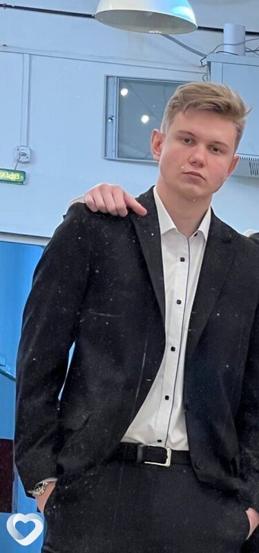 Александр, 20, Новосибирске — анкета №2741056