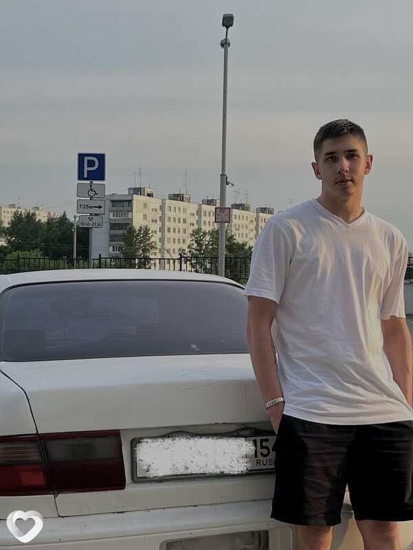 Рома, 19, Новосибирске — анкета №2742187