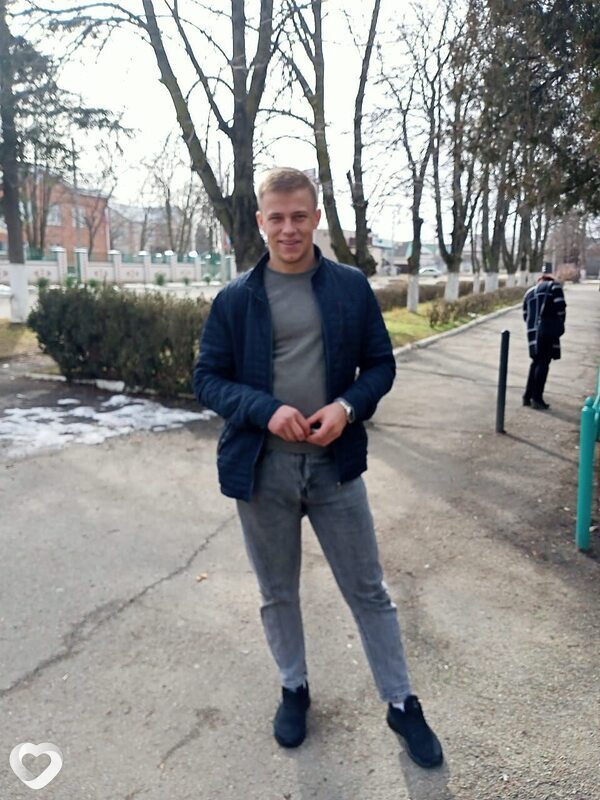 Антон, 25, Ставрополе — анкета №2742310
