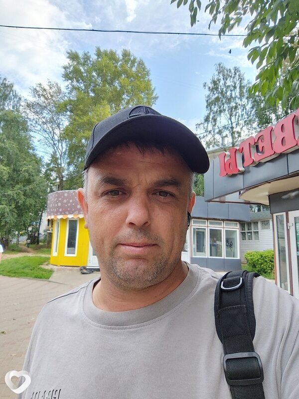 Михаил, 37, Кирове — анкета №2742422