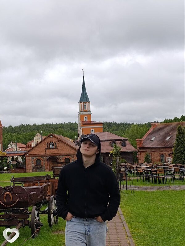 Иван, 19, Минске — анкета №2742549