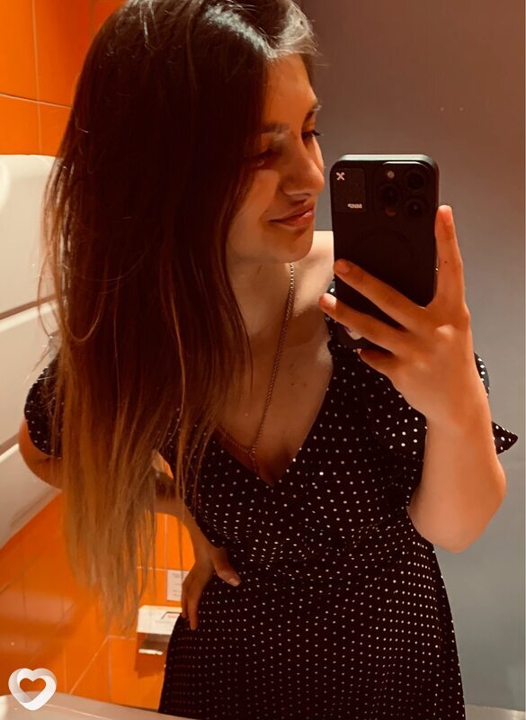 Аделина, 20, Москве — анкета №2742740