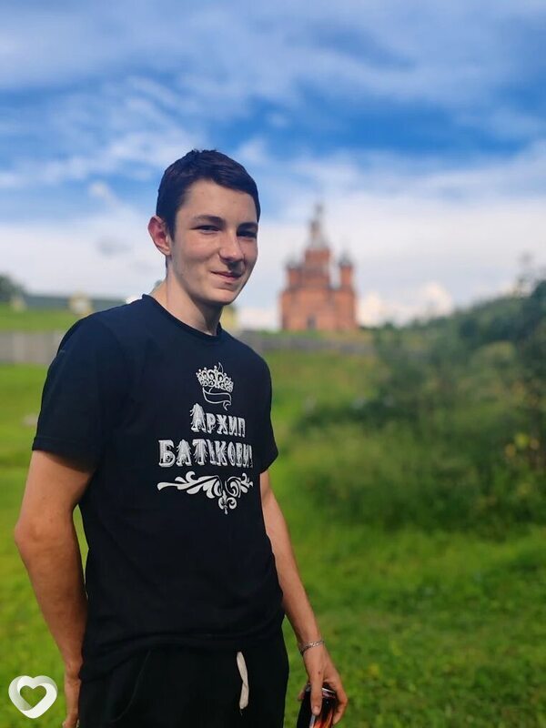 Архип, 18, Москве — анкета №2742772