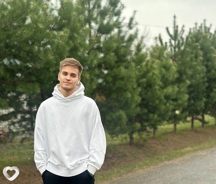 Константин, 26, Новосибирске — анкета №2774815