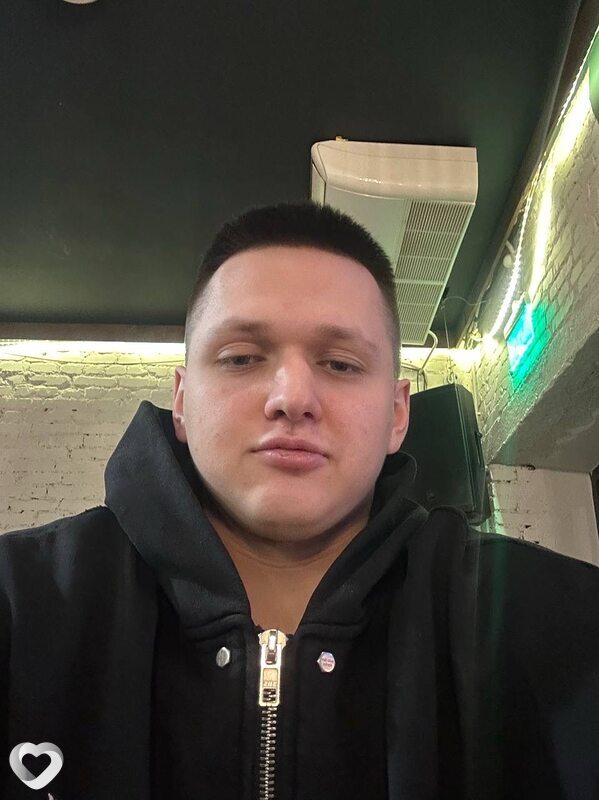 Дима, 20, Москве — анкета №2743455
