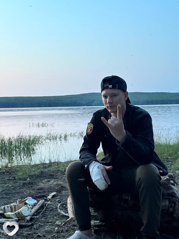Виктор, 27, Чайковском — анкета №2744519