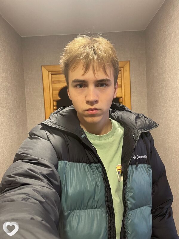 Артём, 22, Москве — анкета №2745140