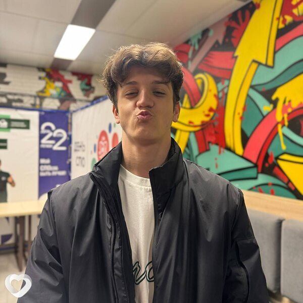 Дмитрий, 21, Барнауле — анкета №2745472