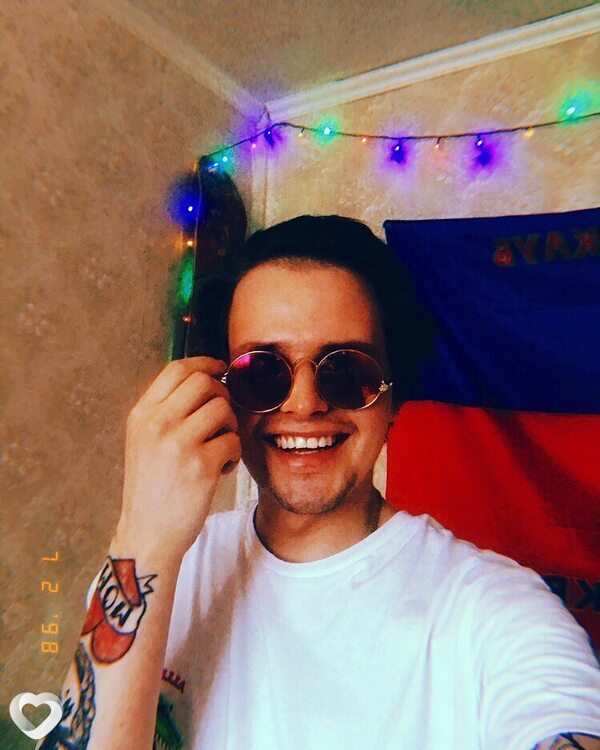Олег, 30, Ялте — анкета №2745541