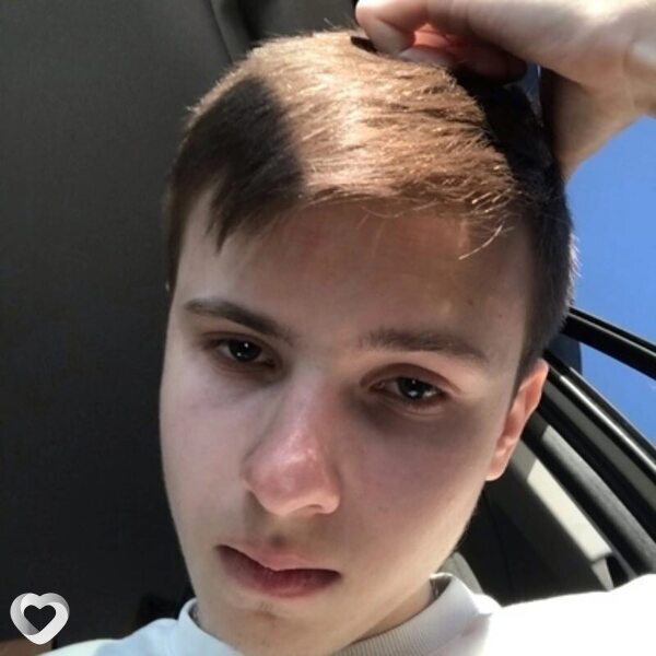 Илья, 22, Москве — анкета №2745784