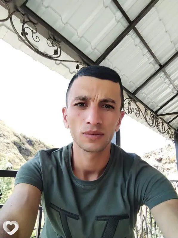 Миша, 33, Барнауле — анкета №2745792