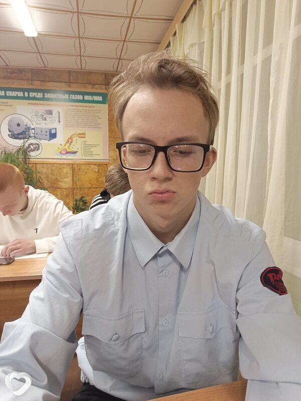 Данечка, 20, Череповце — анкета №2746650