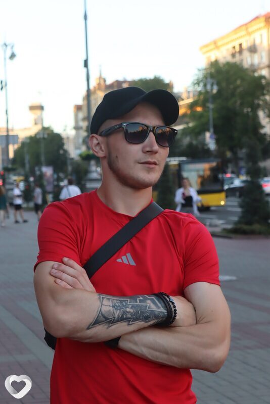 Руслан, 24, Кривое Роге — анкета №2747109