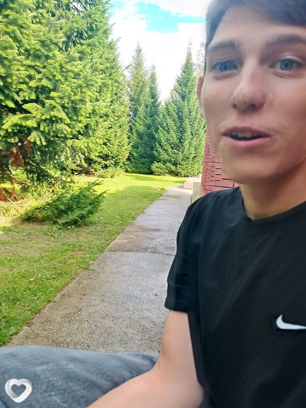 Алексей, 20, Томске — анкета №2747342
