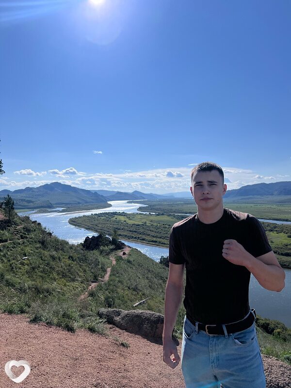 Алексей, 19, Улан-Удэ — анкета №2747573
